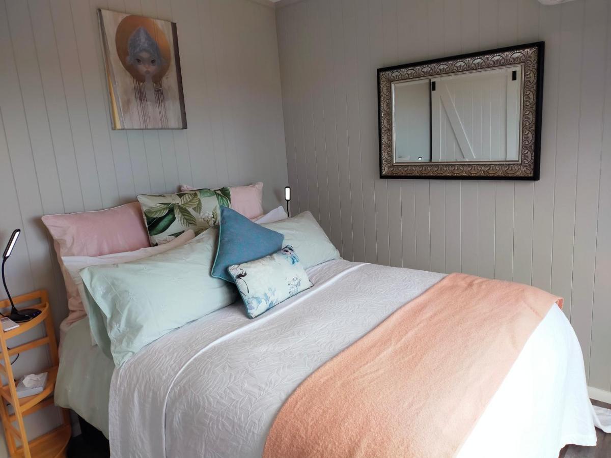 Villa Secluded, Private Rural Retreat Mins From Warkworth -"Avondale" Minihouse Exterior foto
